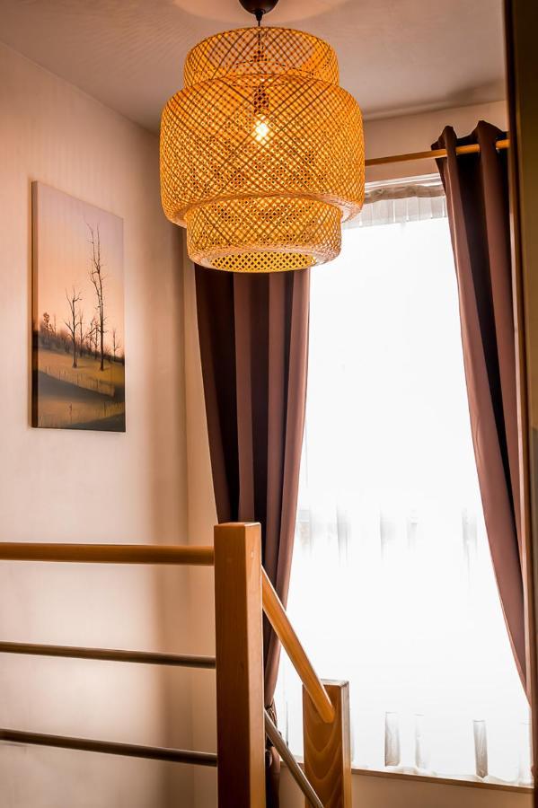 Chez Sabine Et Eric Maison Pour 6 Personnes Avec Piscine Chauffee Andenne Zewnętrze zdjęcie