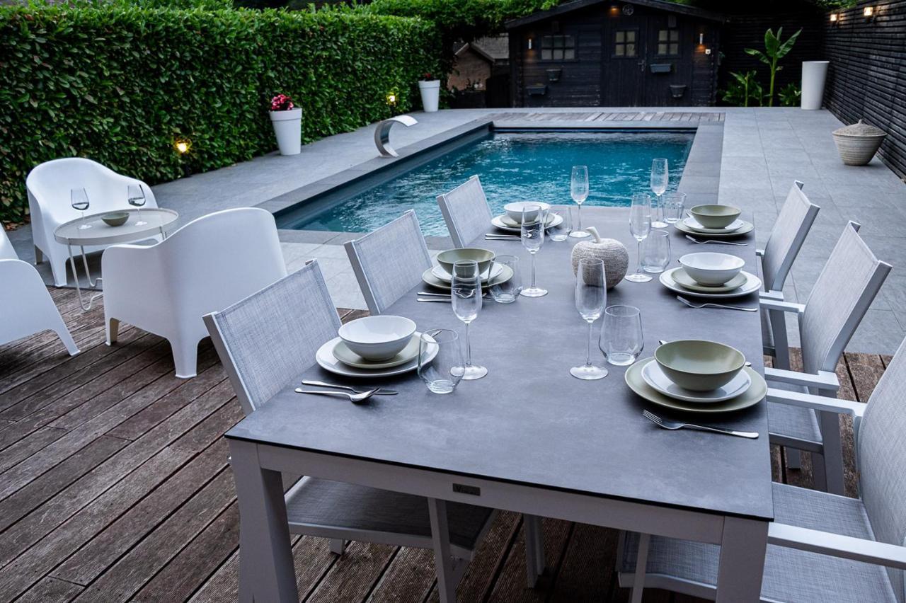 Chez Sabine Et Eric Maison Pour 6 Personnes Avec Piscine Chauffee Andenne Zewnętrze zdjęcie